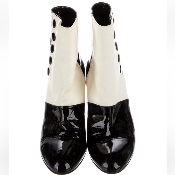 CHANEL 2-Tone Black & White Patent Boots - Picture 3 of 5